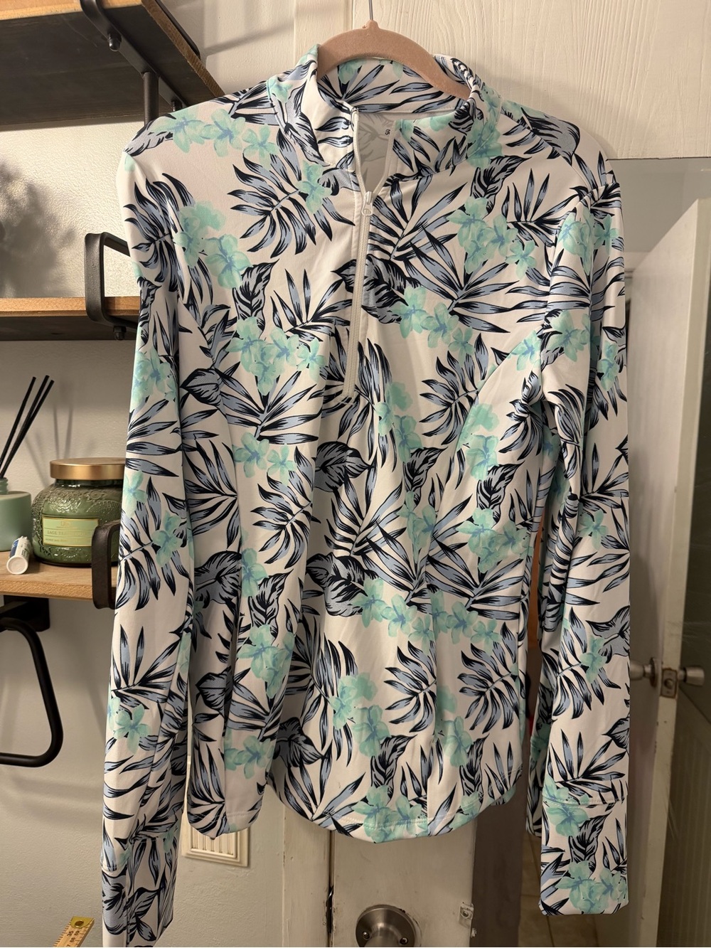 Tommy Bahama Golf White Long-Sleeve Floral Zip Pullover with Aqua & Navy